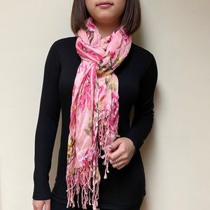 Rose floral scarf NWOT
